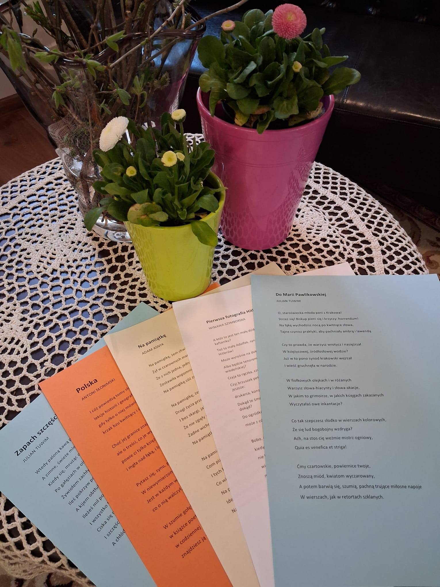 Zdjęcie tytułowe swiatowy-dzien-poezji-2026-19b3f31154-953c-406d-a1ad-1deff2fd0299.jpg w newsie Światowy Dzień Poezji A. D. 2026